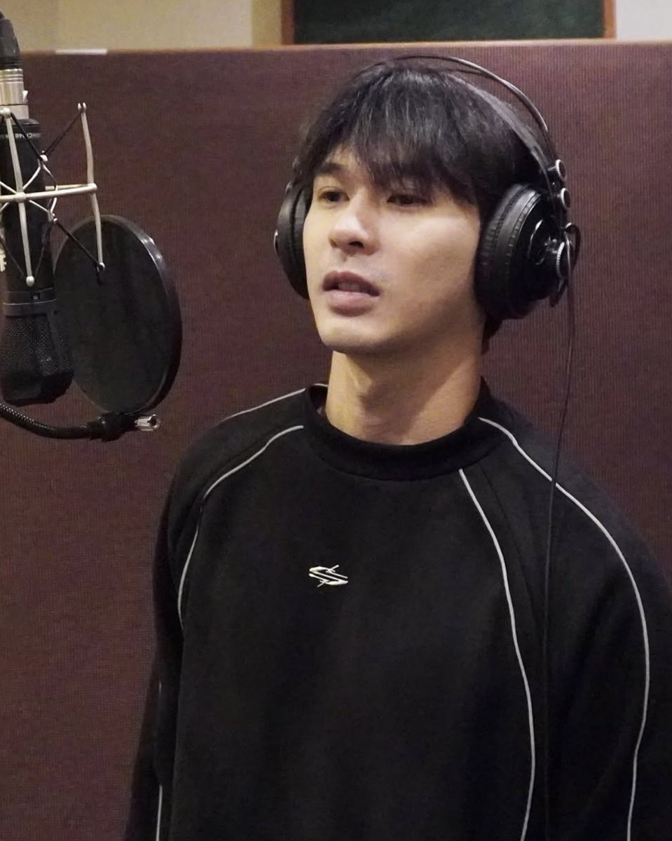 aya 🍅 tweet media