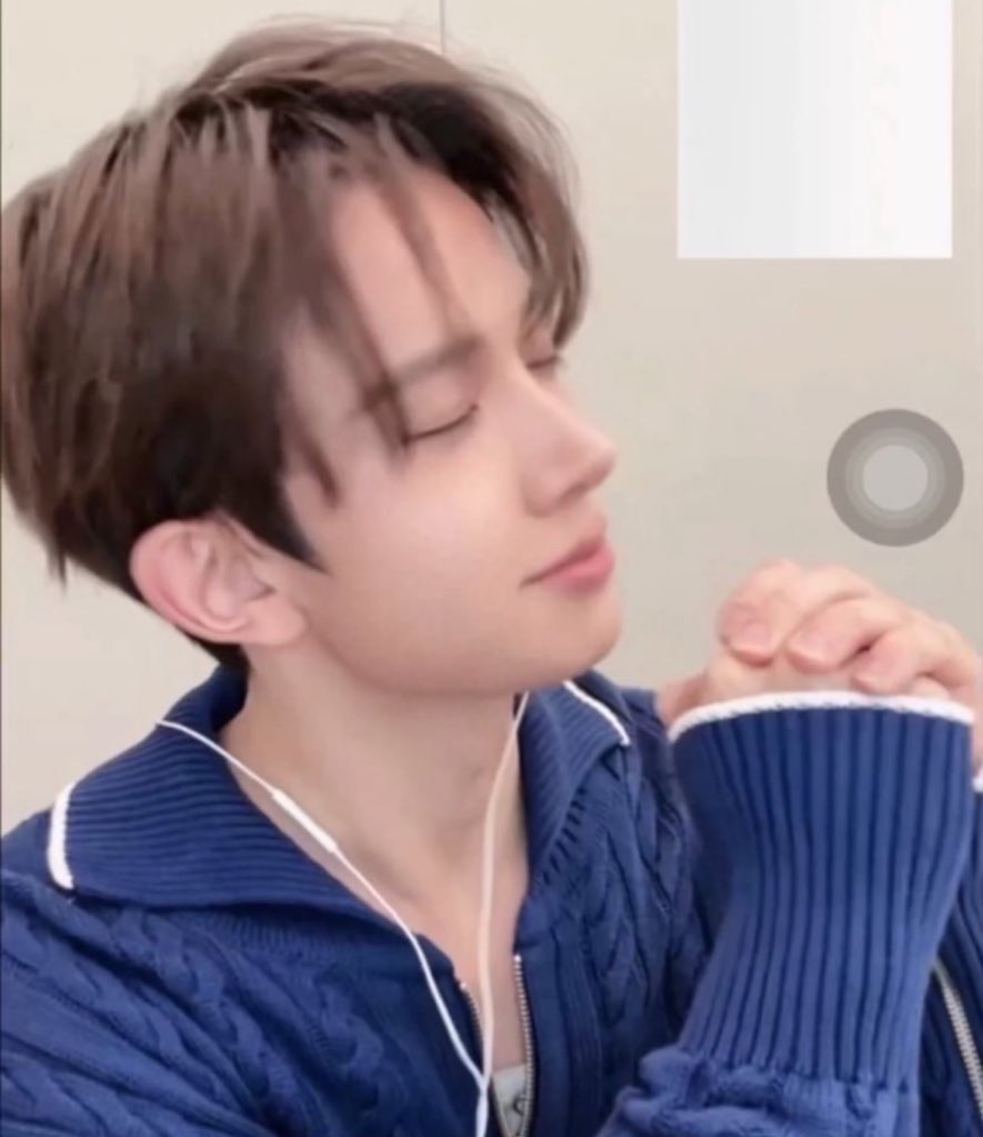 𑣲 𝐫𝐞 ⁷ tweet media