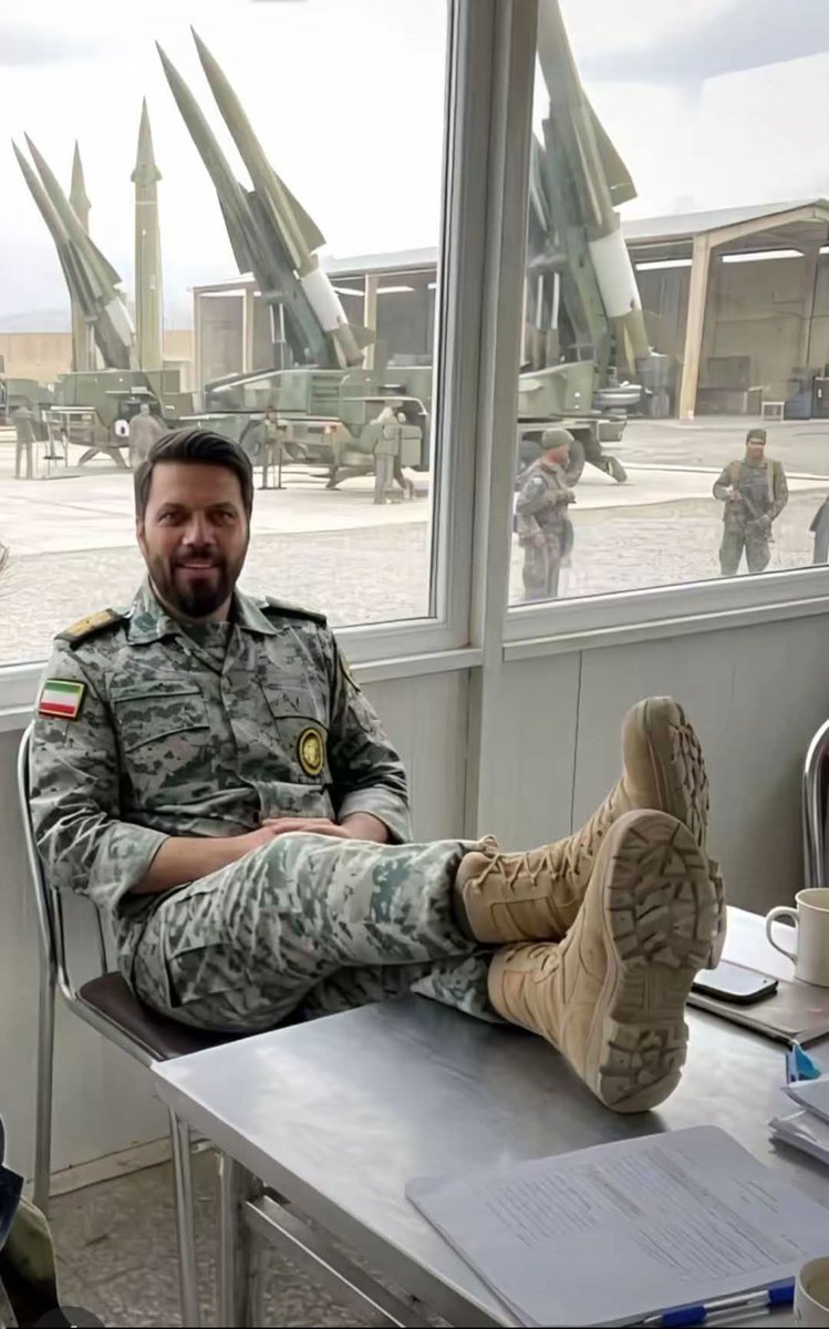 وكت أغبر tweet media