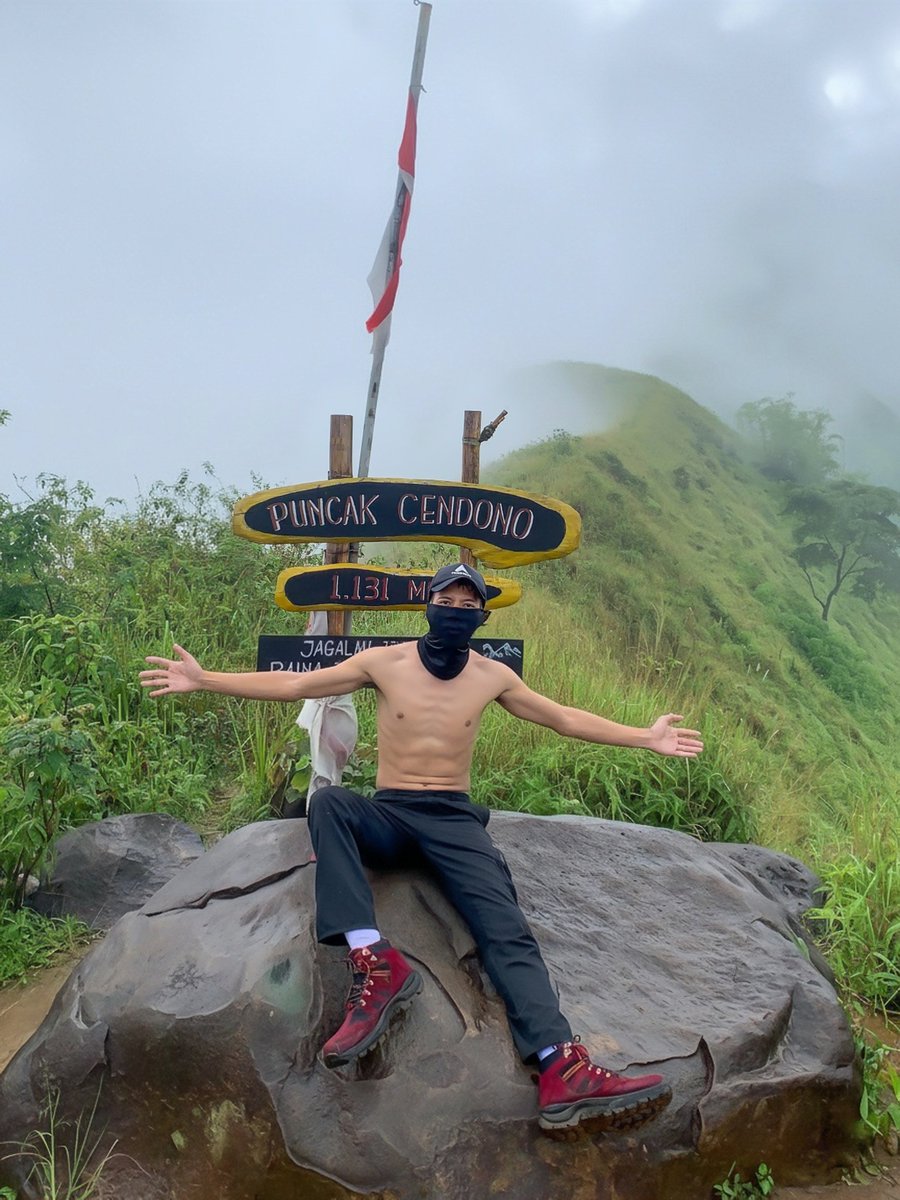 ℤ𝔼𝕀ℝℕ𝕆𝕍ℤ tweet media