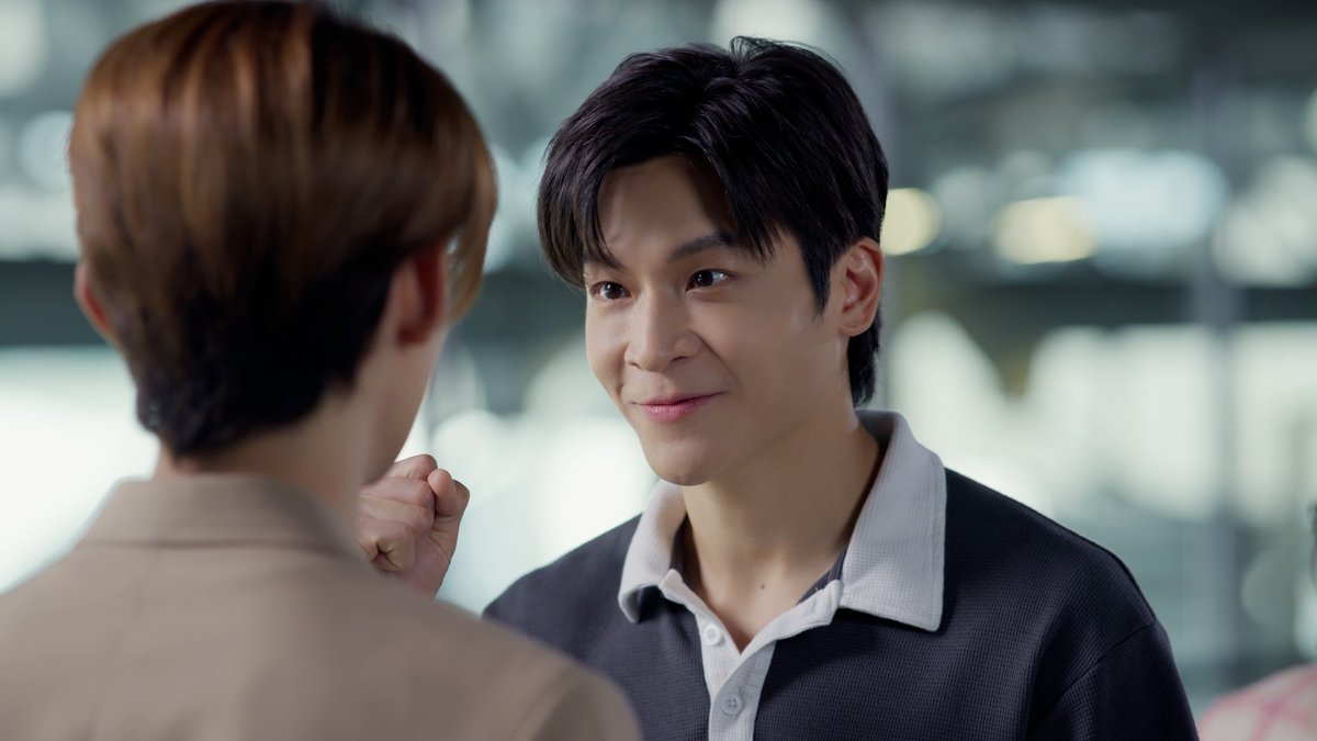 Netflixth tweet media