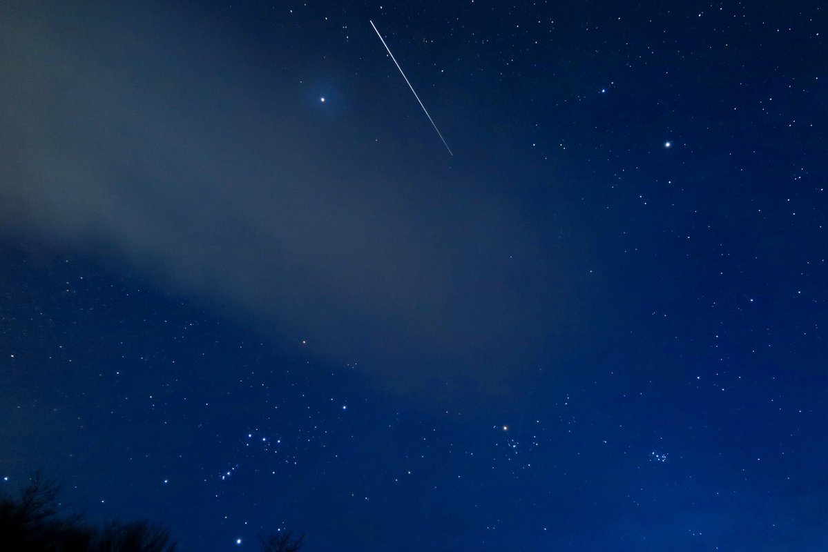 mogura_san_kio's tweet image. 少し雲が出てきましたが星と人工衛星が
よく見えました(^^)
 #寒風山からの星空 #北斗七星 #CSS #木星