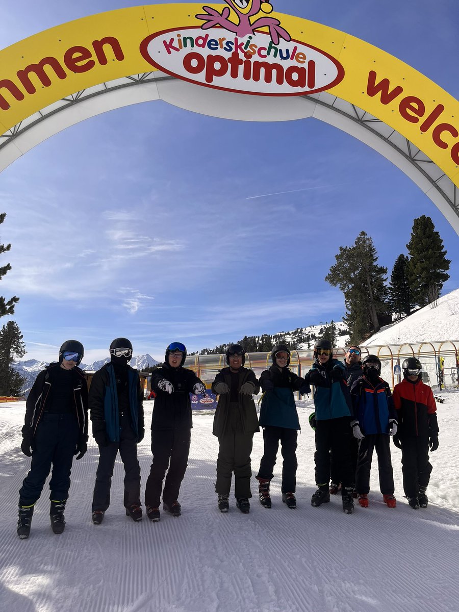 Ski Club Catholic HS Chester tweet media
