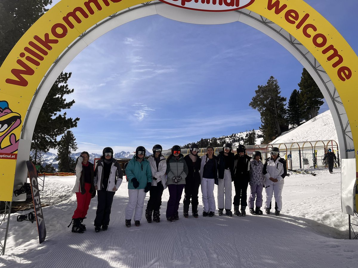 Ski Club Catholic HS Chester tweet media