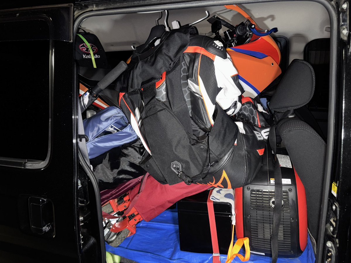 のじぃ tweet media