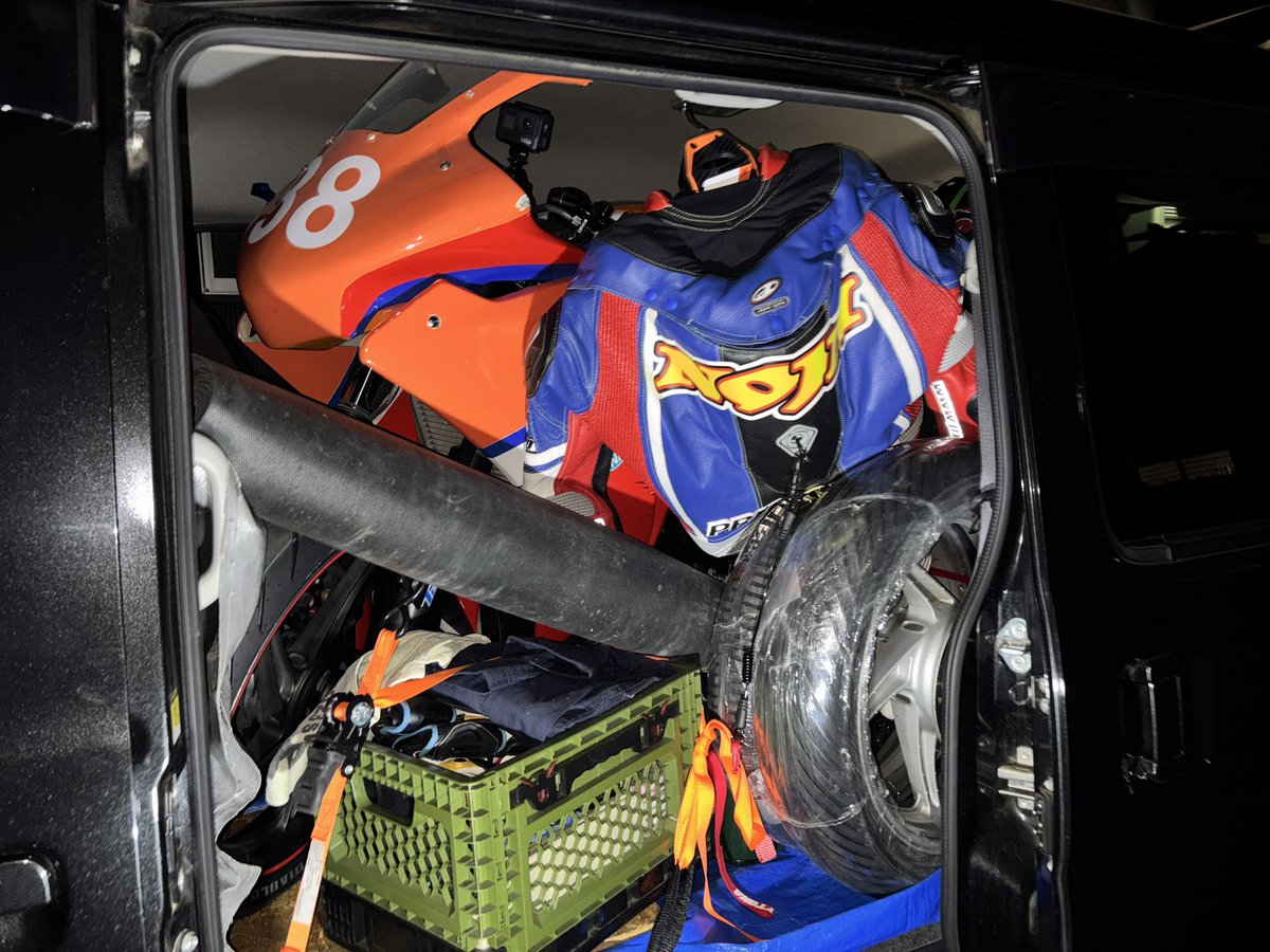 のじぃ tweet media