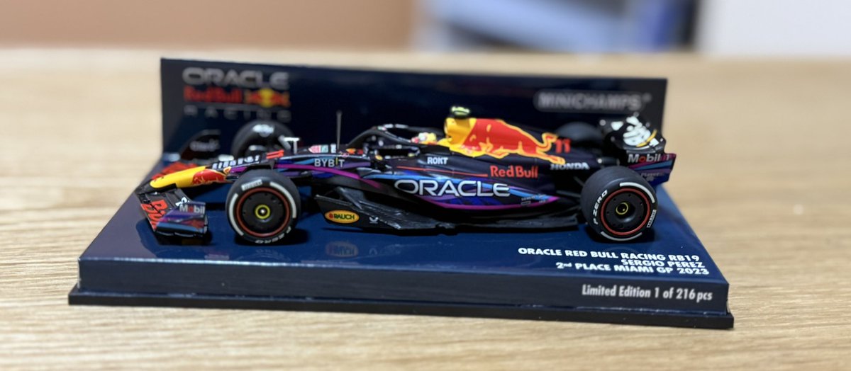 なる🍩 tweet media