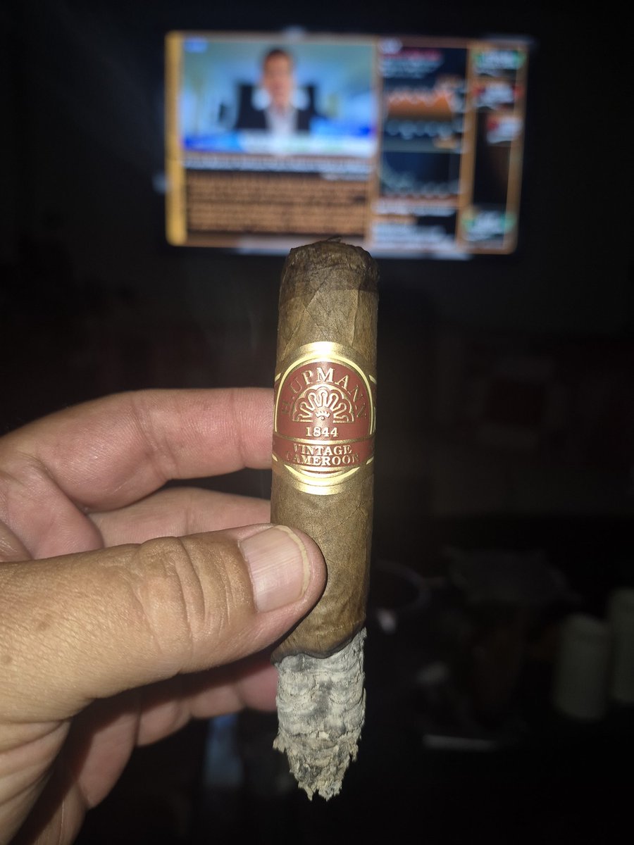 keepmovin2020's tweet image. GOOD MORNING. Let's  go 
#Themasters 🌸 ⛳️
#CIGARLIFE   🔥💨 ☕️