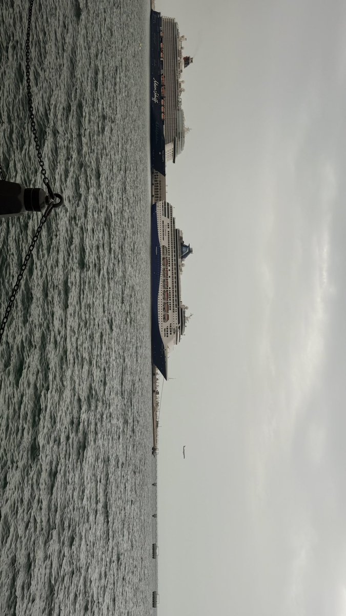 𝐹𝐽𝑅 tweet media