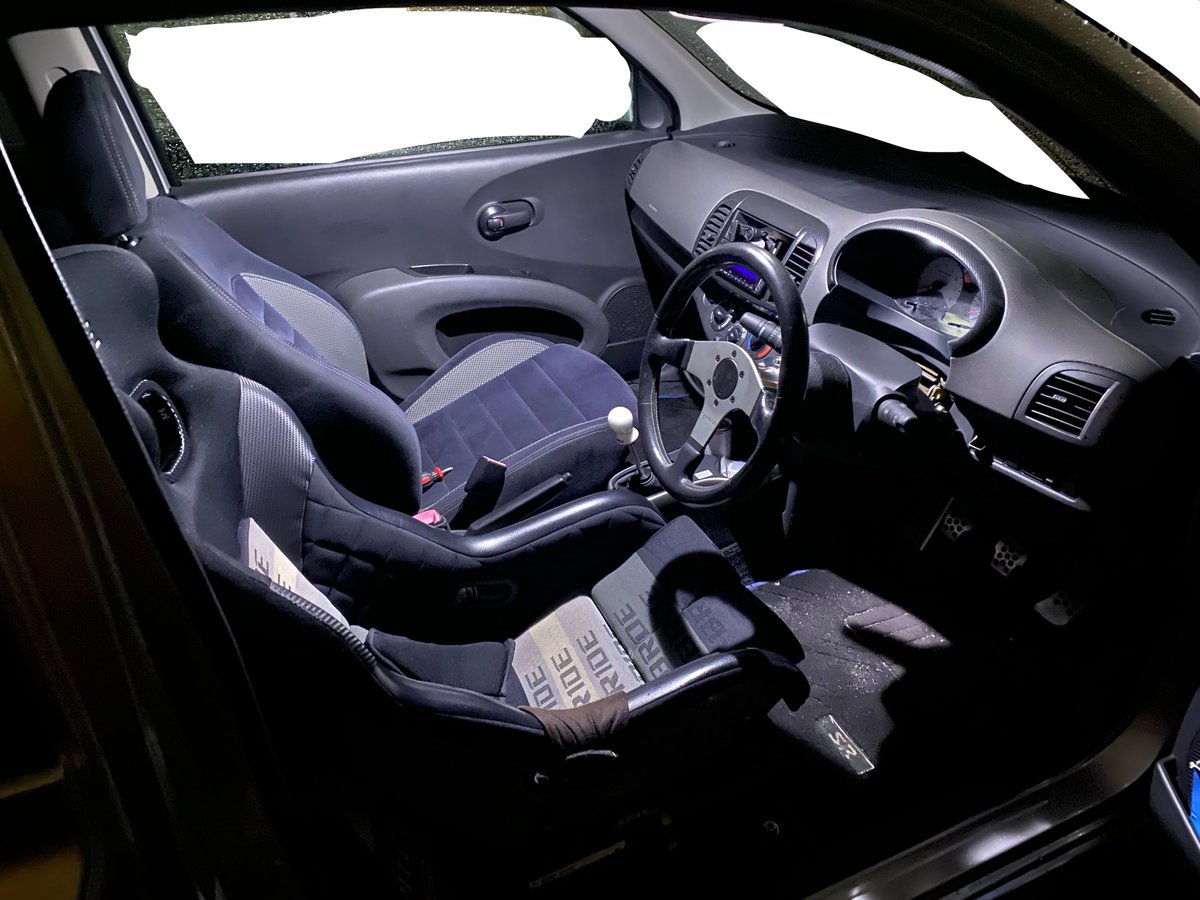 がたやま tweet media