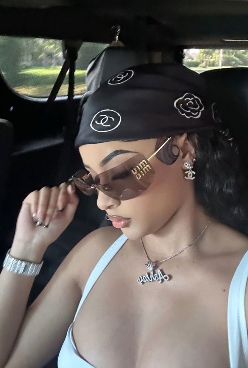 FAB__AMY tweet media