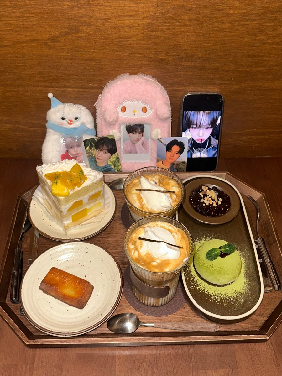 뇸..🍧 tweet media