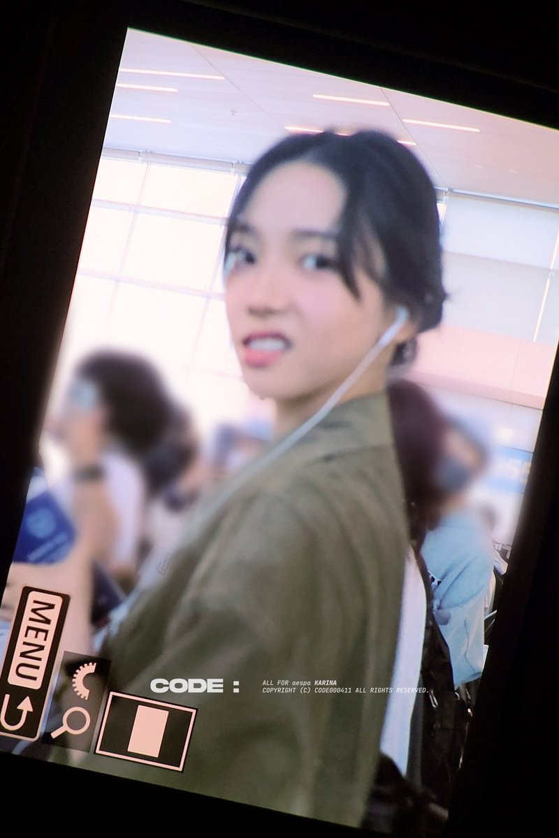 지민이한테
지민아 셀프(헤메)야? 했더니
지민이가 티나? 해서
어? 아니???
했더니
...
제 대답이 늦엇나봐요 ..