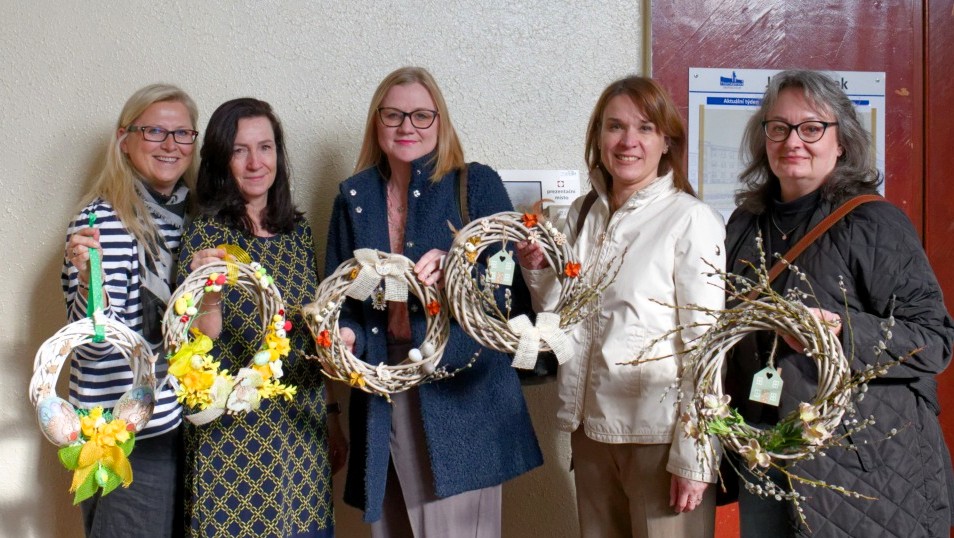 Fakultní Thomayerova nemocnice tweet media