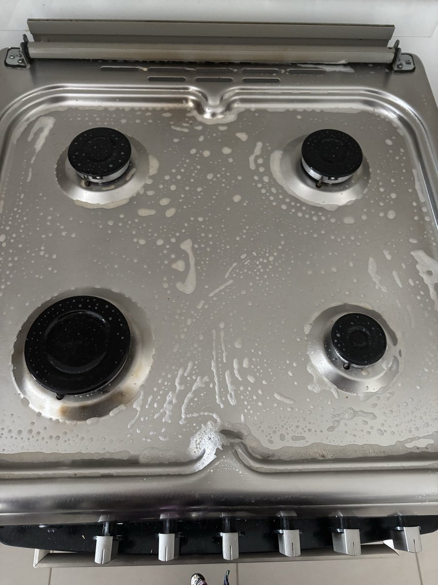 deli_tracey's tweet image. I’m now ready to cook #clean