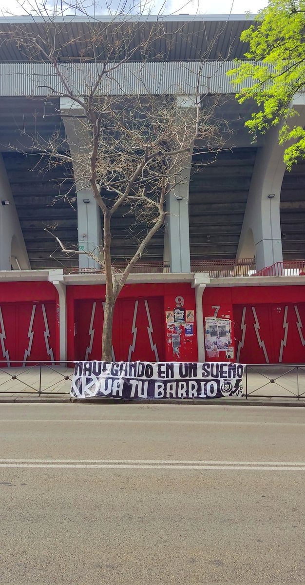 Vallekas navegando en un sueño.