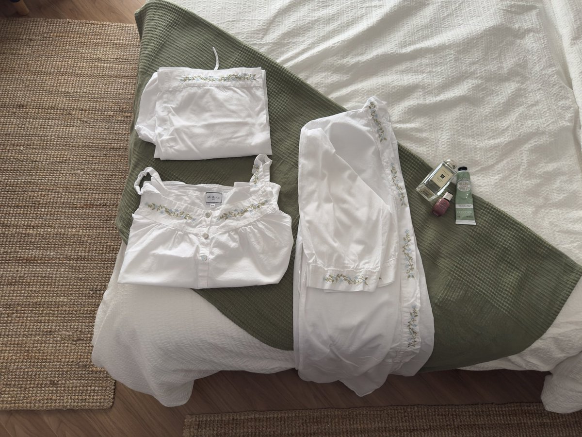 الهنوف tweet media