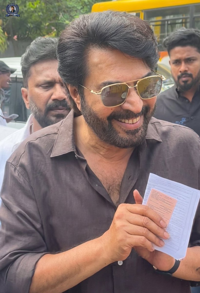 Megastar Updates ™ tweet media