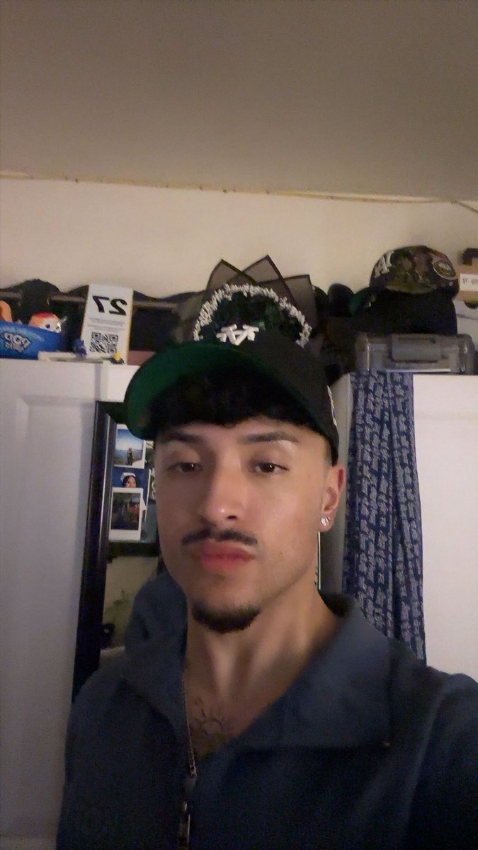 chino 🔱 tweet media