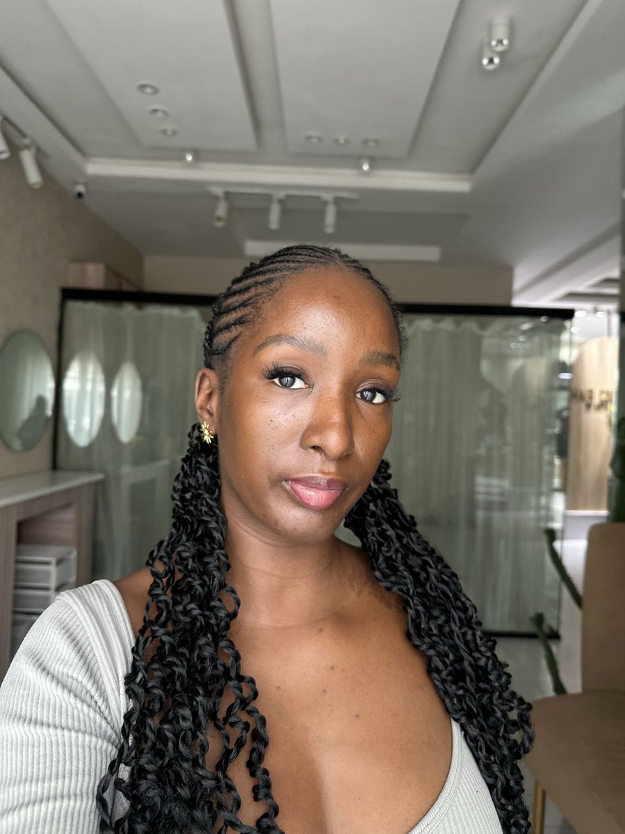 simi💕💕 tweet media