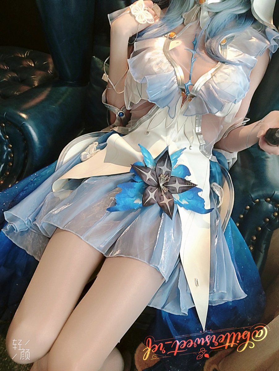 𝔭𝔯𝔦𝔢𝔰𝔱𝔢𝔰𝔰 tweet media