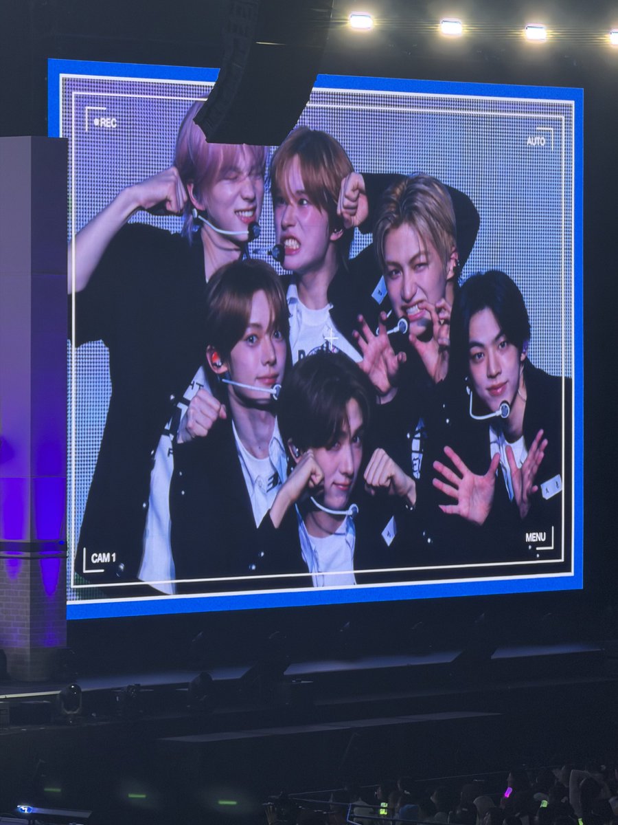 이투.. tweet media