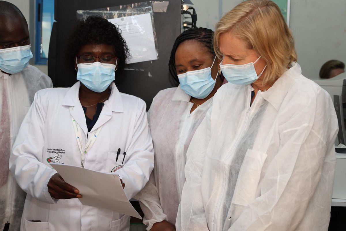 MTRHofficial's tweet photo. training in HIV and other infectious diseases across the Western Kenya region.

Ms. Burns was received by MTRH Chief Executive Officer Dr. Philip Kirwa and members of the AMPATH Executive Board led by Prof. Sylvester Kimaiyo. She toured various specialized patient care projects https://t.co/6XDg6tsJvc