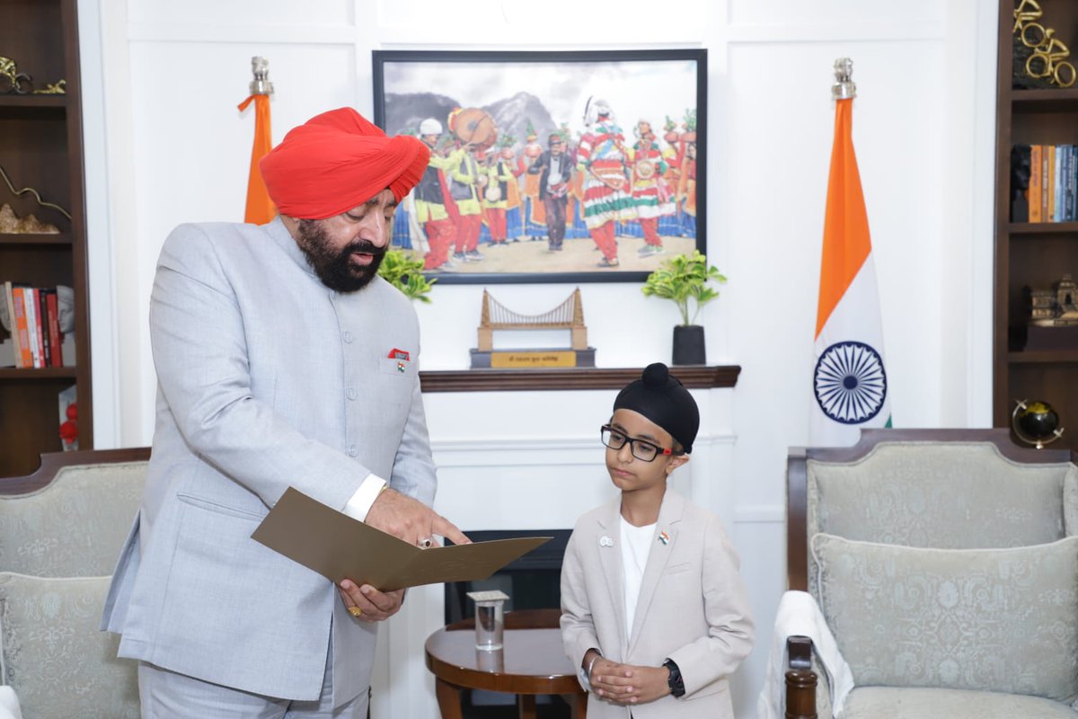 LtGenGurmit's tweet photo. Interacting with Ranveer Singh Sachdeva in New Delhi left a deep impression on me. At such a young age, he reflects an unusual combination of sharp intellect, discipline, and an ever-questioning mind.

His ability to engage with numbers from the age of three and his early exposure to coding by the age of five point to a natural inclination towards learning goes far beyond his years. What is equally striking is the composure and confidence with which he expresses his thoughts.

His recognition as the youngest keynote speaker at the India AI Impact Summit 2026 at just eight years of age is a testament to his remarkable journey so far. It is young minds like his that give us confidence in the path towards a strong and self-reliant India in the years to come.

ਨਵੀਂ ਦਿੱਲੀ ਵਿੱਚ ਰਣਵੀਰ ਸਿੰਘ ਸਚਦੇਵਾ ਨਾਲ ਮੁਲਾਕਾਤ ਮੇਰੇ ਲਈ ਇਕ ਡੂੰਘਾ ਅਨੁਭਵ ਸੀ। ਇੰਨੀ ਨਿੱਕੀ ਉਮਰ ਵਿੱਚ ਉਸ ਵਿੱਚ ਤੇਜ਼ ਦਿਮਾਗ, ਅਨੁਸ਼ਾਸਨ ਅਤੇ ਸਦਾ ਸਵਾਲ ਕਰਨ ਵਾਲੀ ਸੋਚ ਦਾ ਅਨੋਖਾ ਮਿਲਾਪ ਵੇਖਣ ਨੂੰ ਮਿਲਦਾ ਹੈ—ਜੋ ਸੱਚੀ ਪੰਜਾਬੀਅਤ ਦੀ ਰੂਹ ਨਾਲ ਵੀ ਜੁੜਿਆ ਹੋਇਆ ਹੈ।

ਤਿੰਨ ਸਾਲ ਦੀ ਉਮਰ ਤੋਂ ਹੀ ਅੰਕਾਂ ਨਾਲ ਉਸਦੀ ਰੁਚੀ ਅਤੇ ਪੰਜ ਸਾਲ ਦੀ ਉਮਰ ਵਿੱਚ ਕੋਡਿੰਗ ਨਾਲ ਜਾਣ-ਪਛਾਣ ਇਹ ਦਰਸਾਉਂਦੀ ਹੈ ਕਿ ਉਸਦਾ ਸਿੱਖਣ ਵੱਲ ਕੁਦਰਤੀ ਝੁਕਾਅ ਆਪਣੇ ਹਮਉਮਰਾਂ ਤੋਂ ਕਾਫੀ ਅੱਗੇ ਹੈ। ਇਸ ਤੋਂ ਵੀ ਵਧ ਕੇ ਪ੍ਰਭਾਵਸ਼ਾਲੀ ਗੱਲ ਇਹ ਹੈ ਕਿ ਉਹ ਆਪਣੇ ਵਿਚਾਰ ਬੜੀ ਸੰਤੁਲਿਤਤਾ ਅਤੇ ਆਤਮਵਿਸ਼ਵਾਸ ਨਾਲ ਪ੍ਰਗਟ ਕਰਦਾ ਹੈ—ਜੋ ਇੱਕ ਸੱਚੇ ਸਿੱਖਿਆਰਥੀ ਦੀ ਪਹਚਾਣ ਹੈ।

ਕੇਵਲ ਅੱਠ ਸਾਲ ਦੀ ਉਮਰ ਵਿੱਚ ਇੰਡੀਆ ਏਆਈ ਇੰਪੈਕਟ ਸਮਿੱਟ 2026 ਵਿੱਚ ਸਭ ਤੋਂ ਨਿੱਕੇ ਕੀਨੋਟ ਸਪੀਕਰ ਵਜੋਂ ਉਸਦੀ ਮਾਣਯੋਗ ਪਹਿਚਾਣ ਉਸਦੇ ਅਦਭੁੱਤ ਸਫ਼ਰ ਦੀ ਗਵਾਹ ਹੈ। ਇਸ ਤਰ੍ਹਾਂ ਦੇ ਨੌਜਵਾਨ ਮਨ ਸਾਨੂੰ ਇਹ ਯਕੀਨ ਦਿੰਦੇ ਹਨ ਕਿ ਆਉਣ ਵਾਲੇ ਸਮੇਂ ਵਿੱਚ ਇੱਕ ਮਜ਼ਬੂਤ, ਆਤਮਨਿਰਭਰ ਅਤੇ ਰੂਹਾਨੀ ਤੌਰ ‘ਤੇ ਸੰਮ੍ਰਿੱਧ ਭਾਰਤ ਦਾ ਨਿਰਮਾਣ ਹੋਵੇਗਾ—ਜਿੱਥੇ ਪੰਜਾਬੀਅਤ ਦੇ ਮੁੱਲ ਵੀ ਚਮਕਦੇ ਰਹਿਣਗੇ।

#FutureOfIndia #InspiringYouth #Innovation #CodingGenius #AI #YoungAchievers #BrightMinds #NewDelhi

@rashtrapatibhvn @VPIndia @PMOIndia @narendramodi @HMOIndia @AmitShah @DIPR_UK