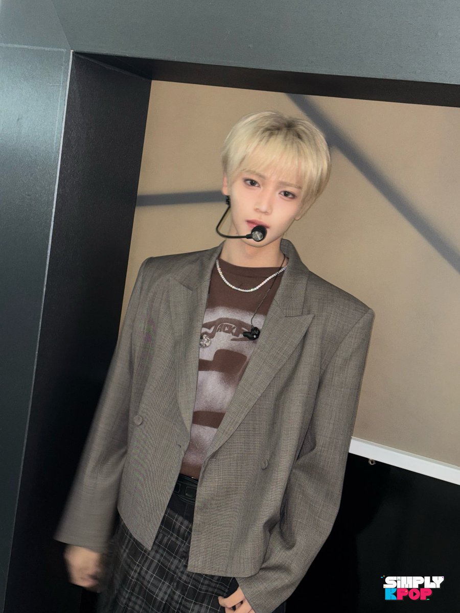 My_Hxneum's tweet photo. 머리 원상복구 1일컷,, https://t.co/rfCRLrUQHR