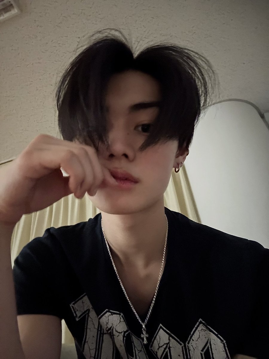 𝗪𝗜𝗟𝗗 𝗕𝗟𝗨𝗘 tweet media