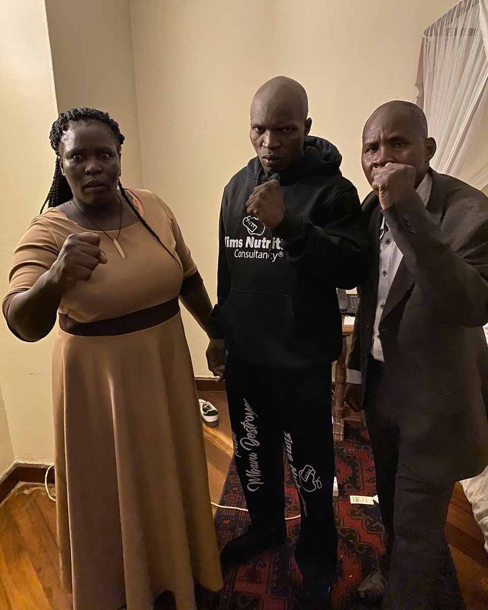 MBAVU DESTROYER tweet media