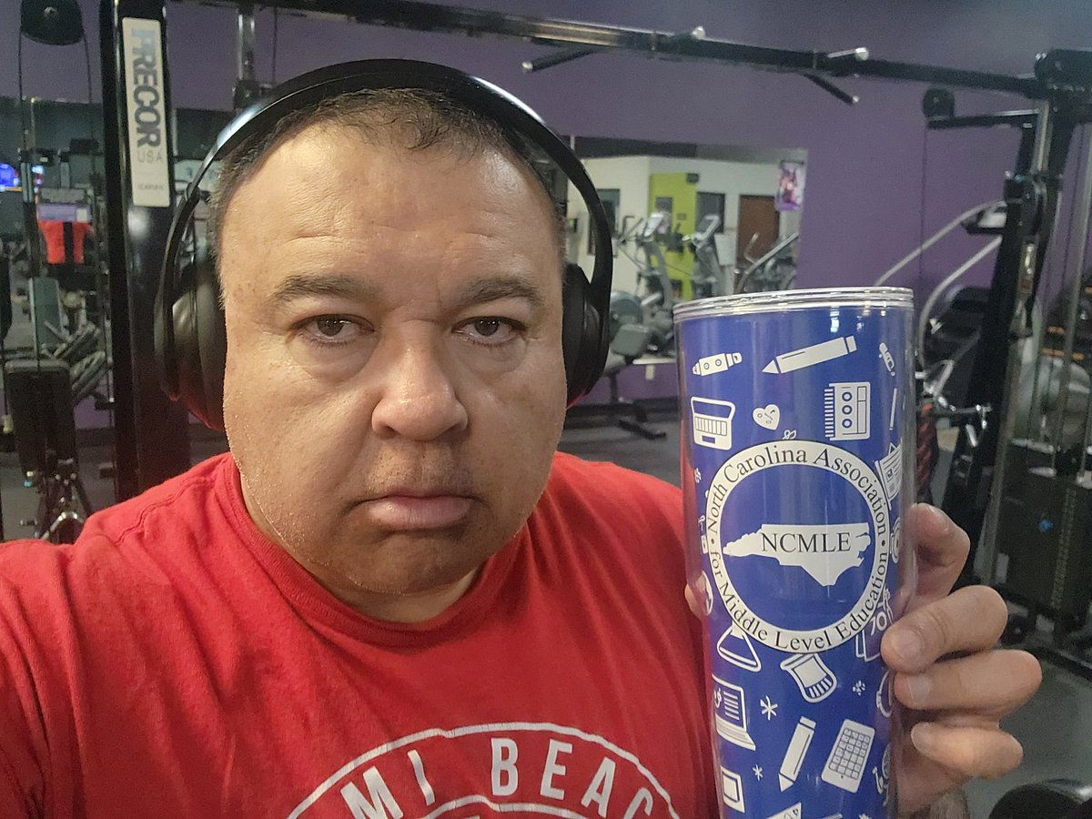 MPA_GOJAGUARS's tweet photo. the culture of his campus (listen to his story w/@casas_jimmy). He talks about who inspires him in his work and his way of monitoring hallways. Next, he describes @NCMiddle conference &amp; the speakers who attend NCMLE
(Hey David I'm listening to the pod at the gym w/my cup)
FREE PD https://t.co/T49ULBwHuU