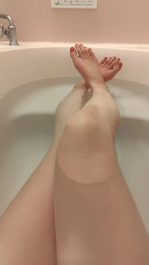 kk1111009's tweet photo. 不要门啊，我要什么门，想聊天随时找我，不需要你们支持我什么，#反差 https://t.co/u4R3bdbka0