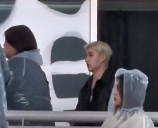 About Music tweet media