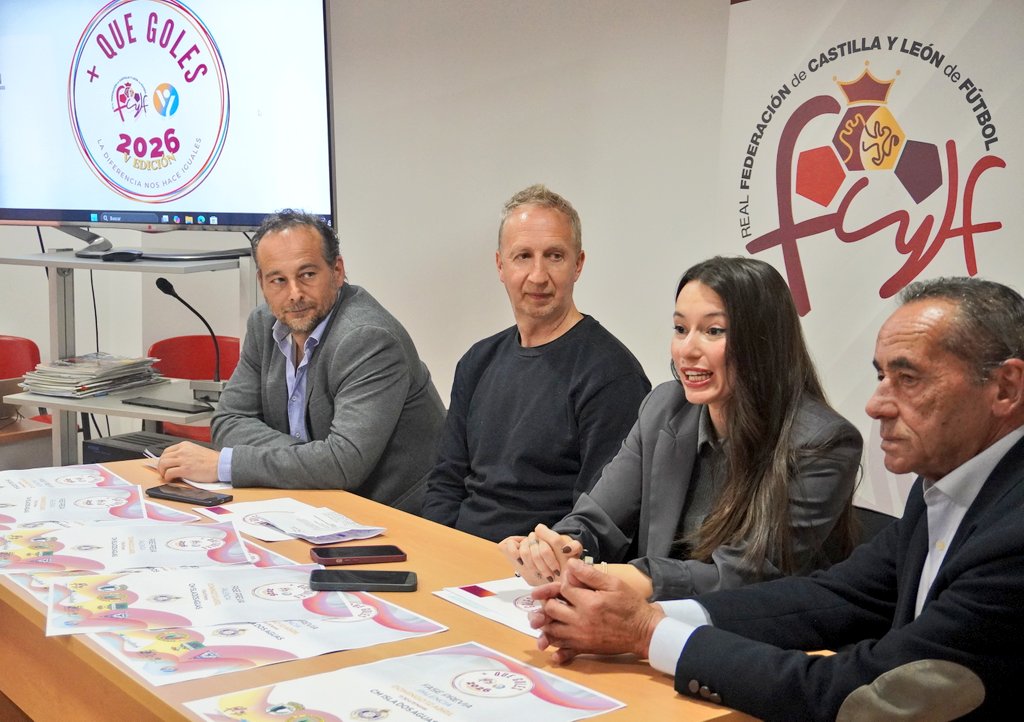 FCyLF's tweet image. ¡ ▶️ Arranca + QUE GOLES 🫶! 

📸 Presentación en la delegación de #Palencia @FCyLF 🏟 Fase previa este domingo en Isla Dos Aguas a partir de las 11.30 horas ✔️

 ¡¡ Vienes a ver a los equipos inclusivos de @CDMirandes
@Burgos_CF
@Alcazarcd_mdp
@CDGuardense
@PalenciaCristo 👏!!