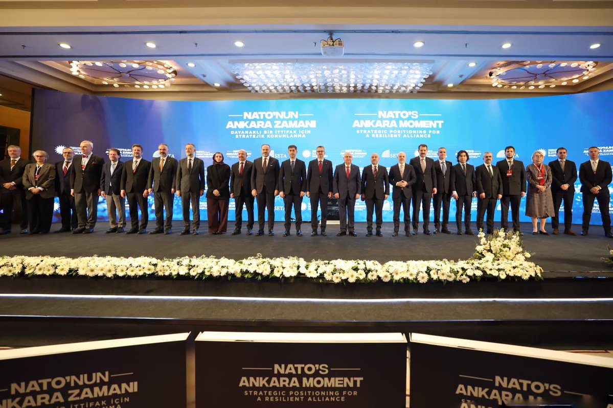 Millî Savunma Bakanı Yaşar Güler, İletişim Başkanlığı ve SETA Vakfı tarafından düzenlenen "NATO'nun Ankara Zamanı: Dayanıklı Bir İttifak İçin Stratejik Konumlanma" konulu  konferansa katıldı. Bakan Yardımcısı Salih Ayhan’ın da yer aldığı panelde Bakan Yaşar Güler bir konuşma