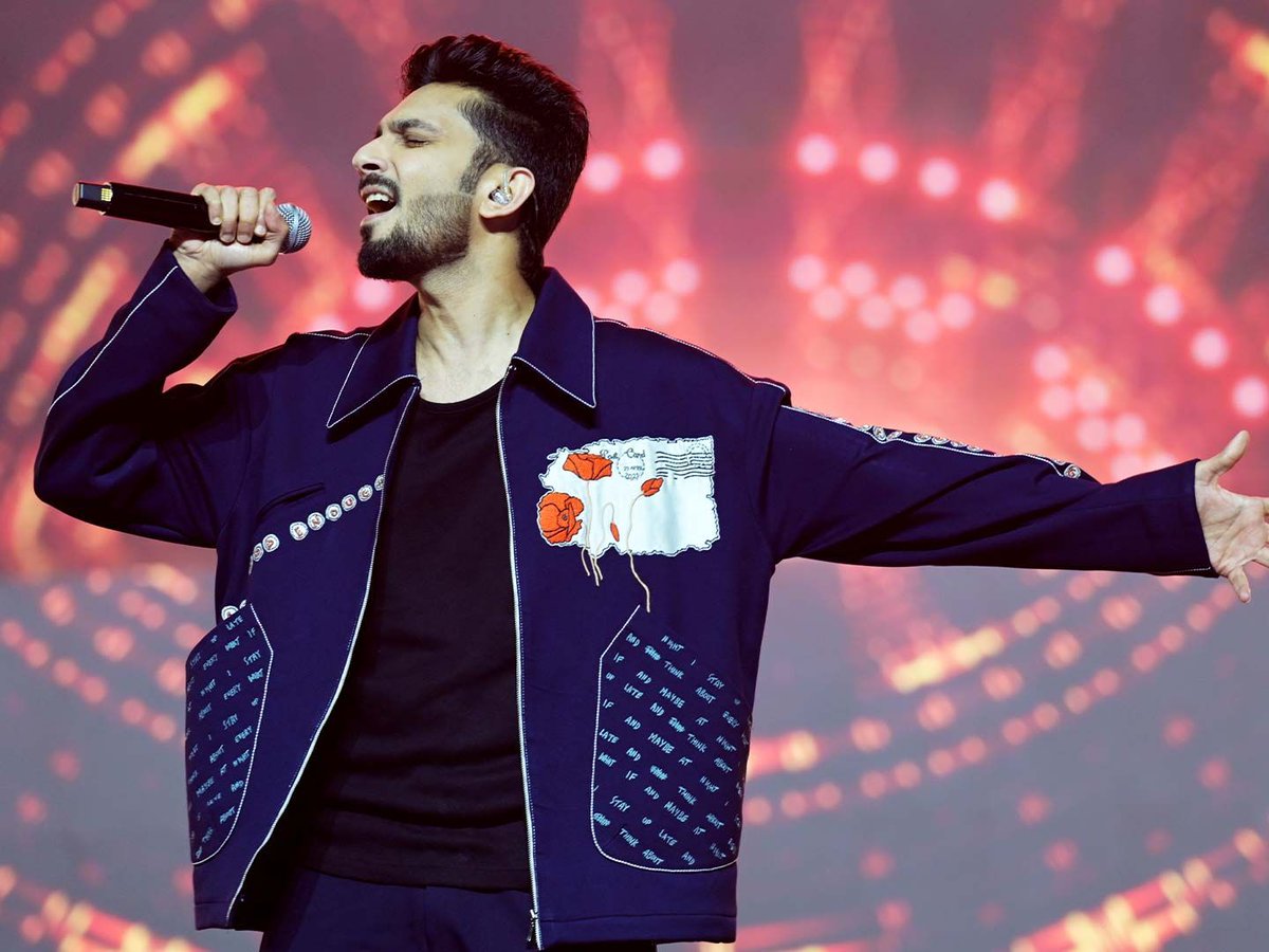 OGThuglakk's tweet image. Welcome To Mollywood 📈😁
#anirudh
B4 Tyson......