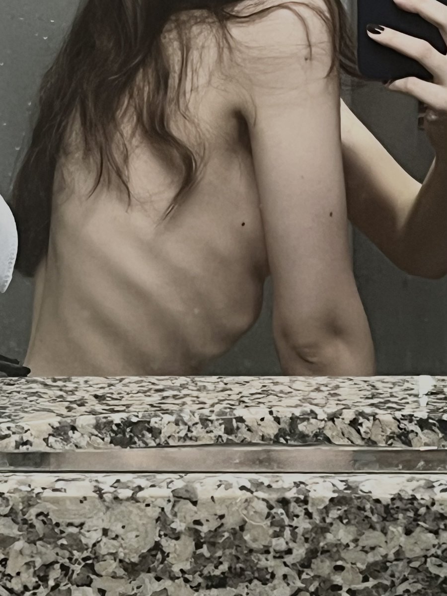 bibi ⋆｡‧˚ʚɞ˚‧｡⋆ tweet media