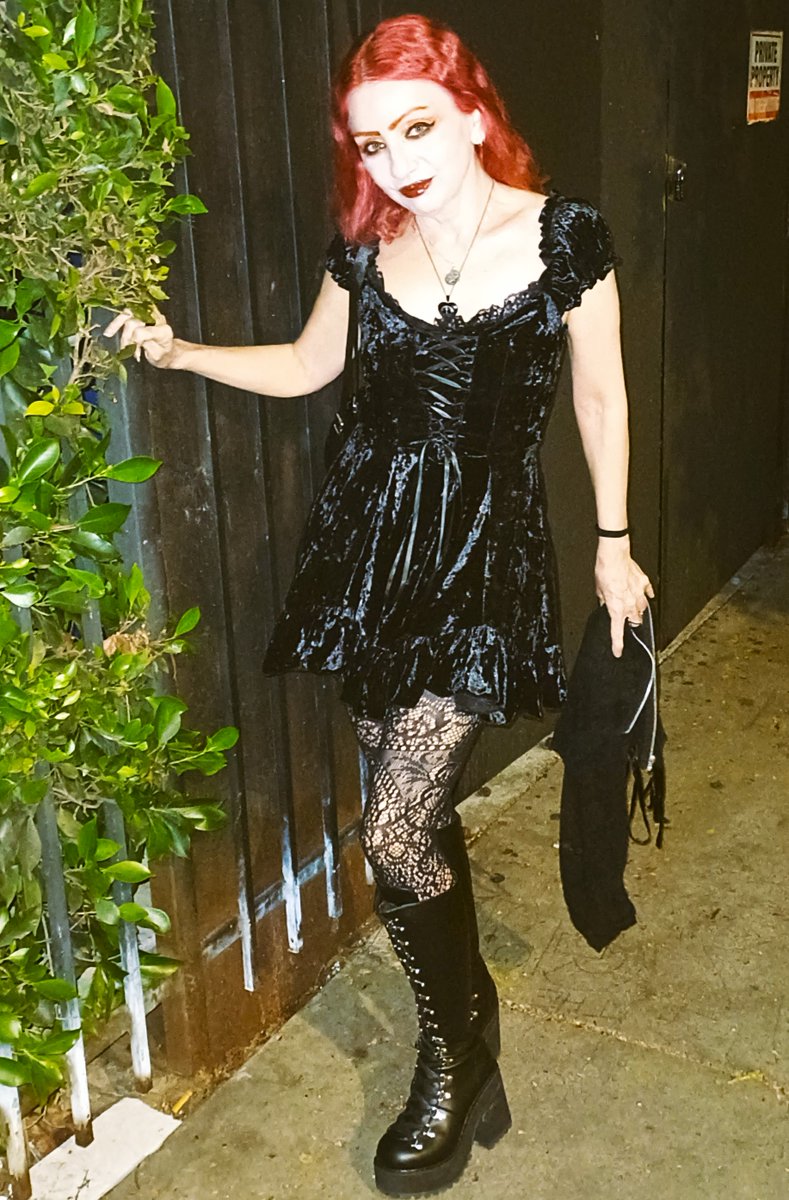 honeybadgerpanda tweet media