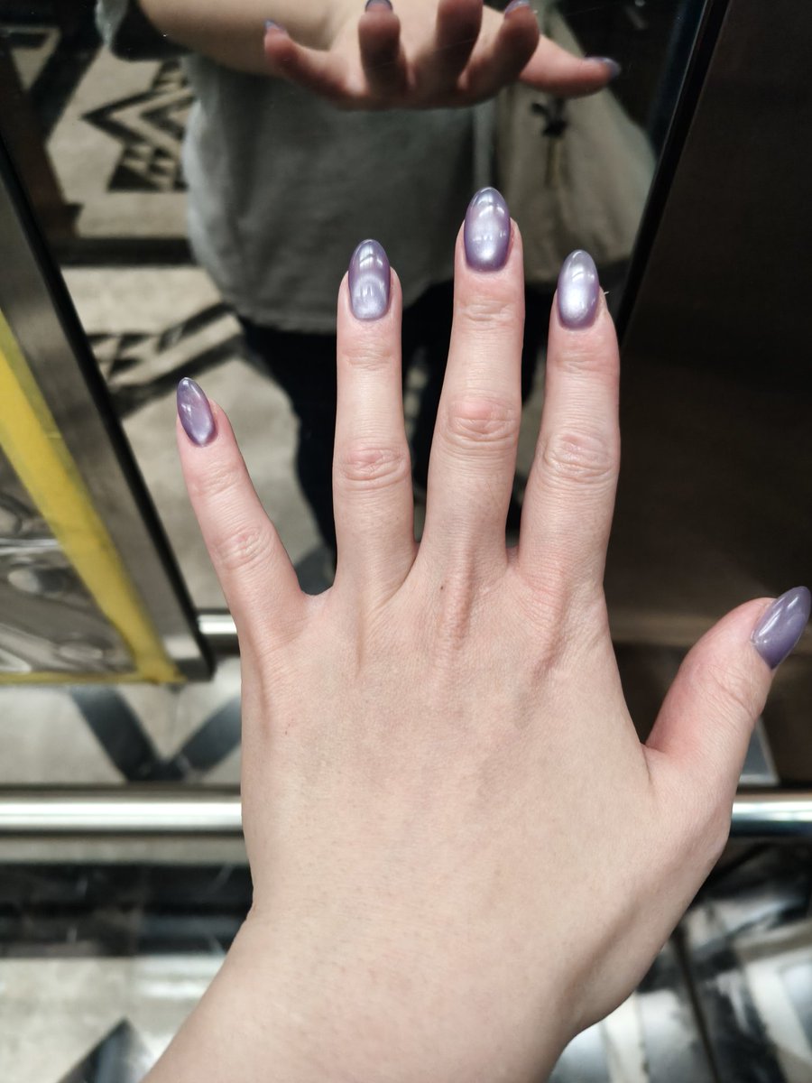 變異的女吸血鬼 tweet media