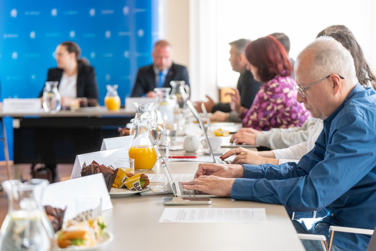 Ministerstvo financí ČR tweet media