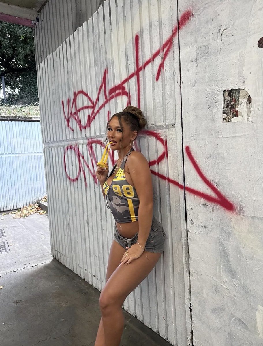 The Deasy Sister’s tweet media