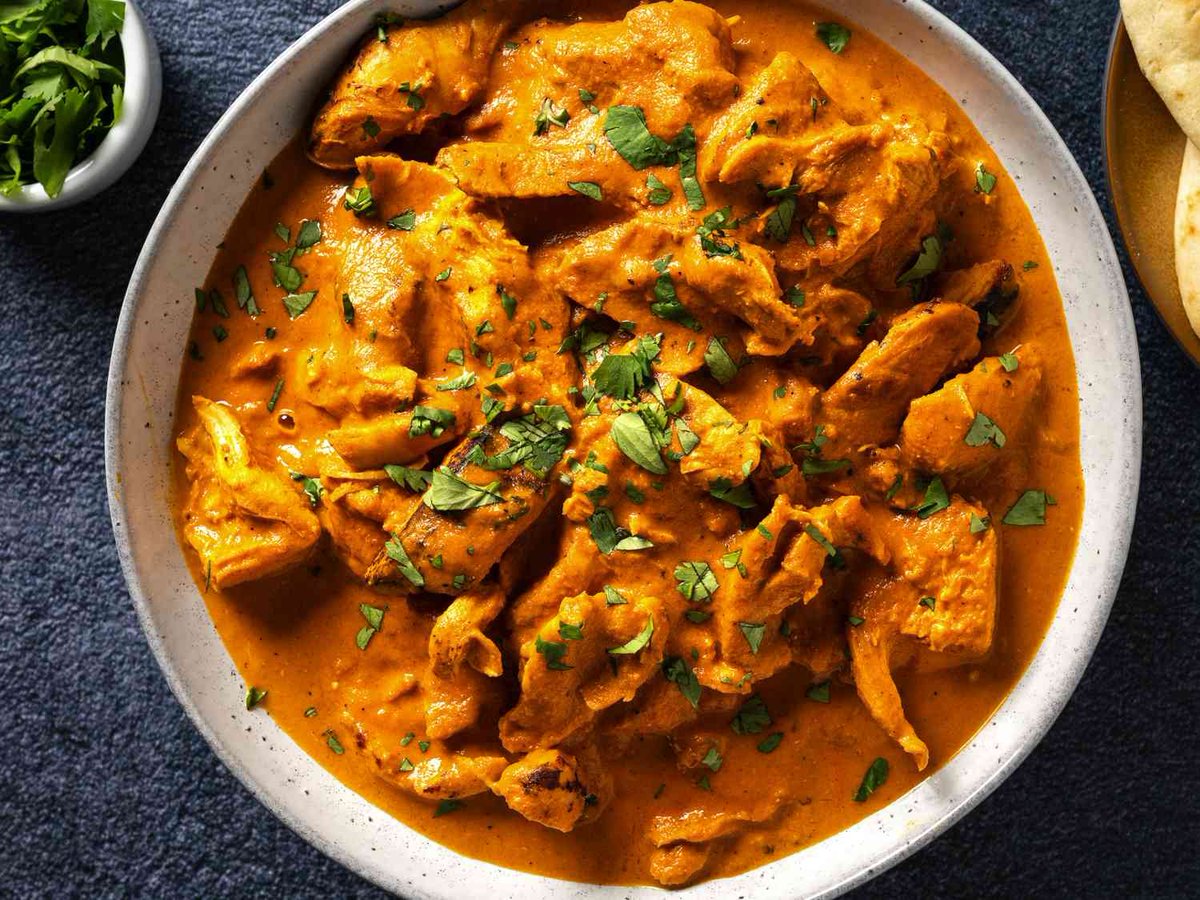curiosidadafoco's tweet image. O chicken tikka masala é tão popular no Reino Unido que muitos o consideram um prato nacional.
#Gastronomia #Curiosidades #Frango