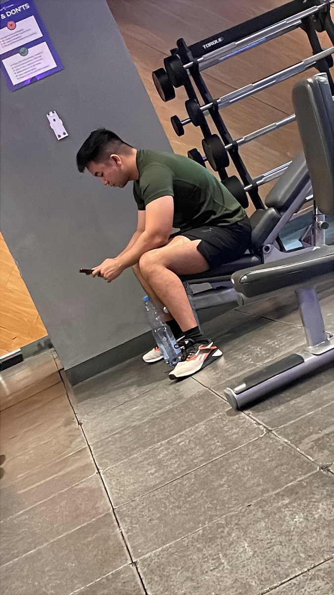 MalePoupee's tweet photo. Motivasi gym pengen body goals kayak dia. https://t.co/nSW7p0Fm1h