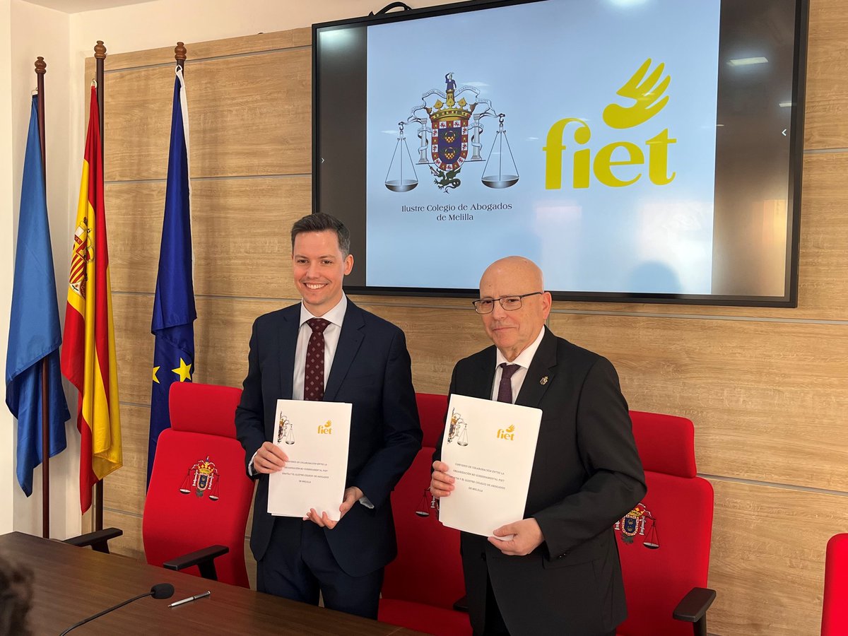 icamelilla's tweet photo. D. Blas Jesús Imbroda Ortiz y D. Ezequiel Escobar Bellshaw firman un Convenio de colaboración entre FIET y el ICAMELILLA a fin de proteger y acompañar a las víctimas de trata y a quienes viven situaciones de vulnerabilidad extrema. https://t.co/gFkcaqUMMO