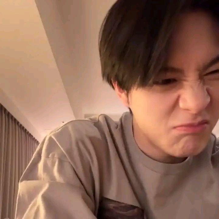 K𝓪𝓼𝓲𝓱 tweet media