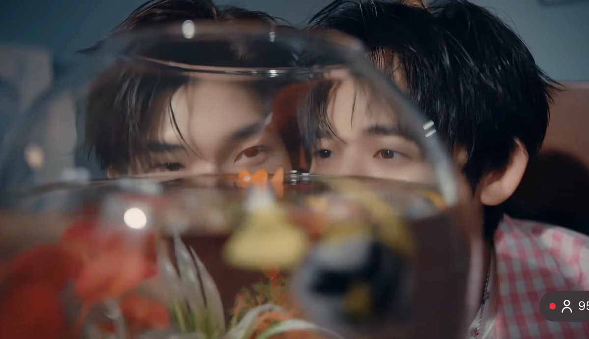 esjei ✨ tweet media