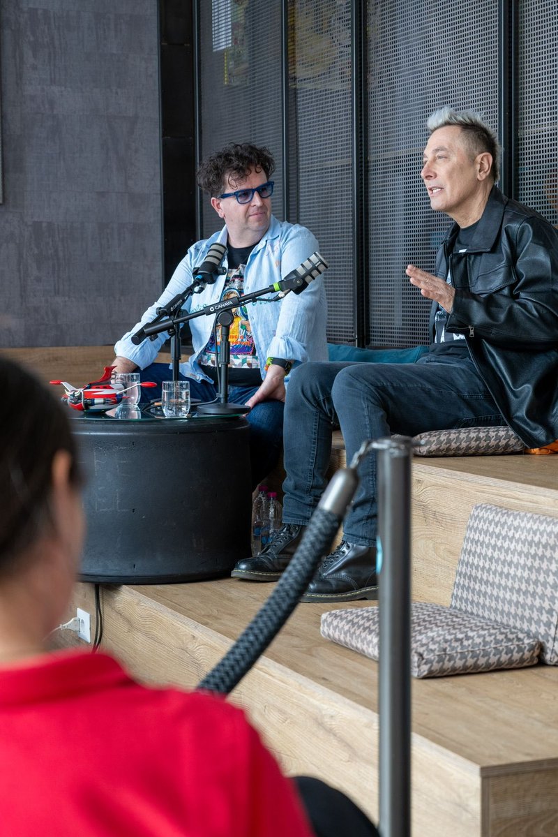 VIRGINRINGO's tweet image. RINGO A PROVE LIBERE: MOTO, ROCK’N ROLL, RADIO E VITA CONTROCORRENTE 🏁 #Podcast #motorcycles #rocknroll #provelibere #Djringo                youtu.be/uCAf5XaXRjo?si…  @YouTube