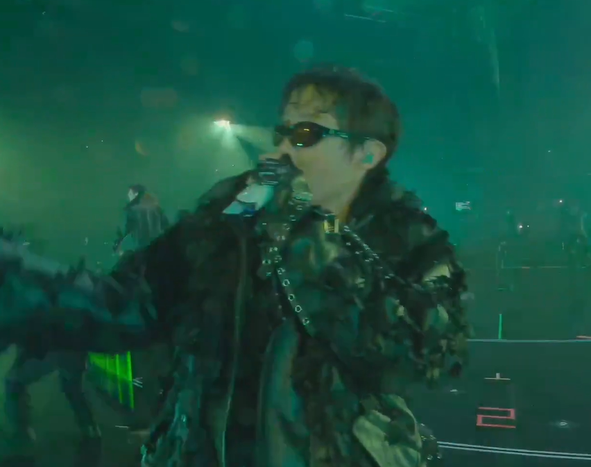 About Music tweet media