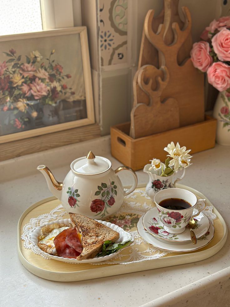 ¡Buenos días, gente! Un excelente día para todos; mucho ánimo ❤️🍀🌈